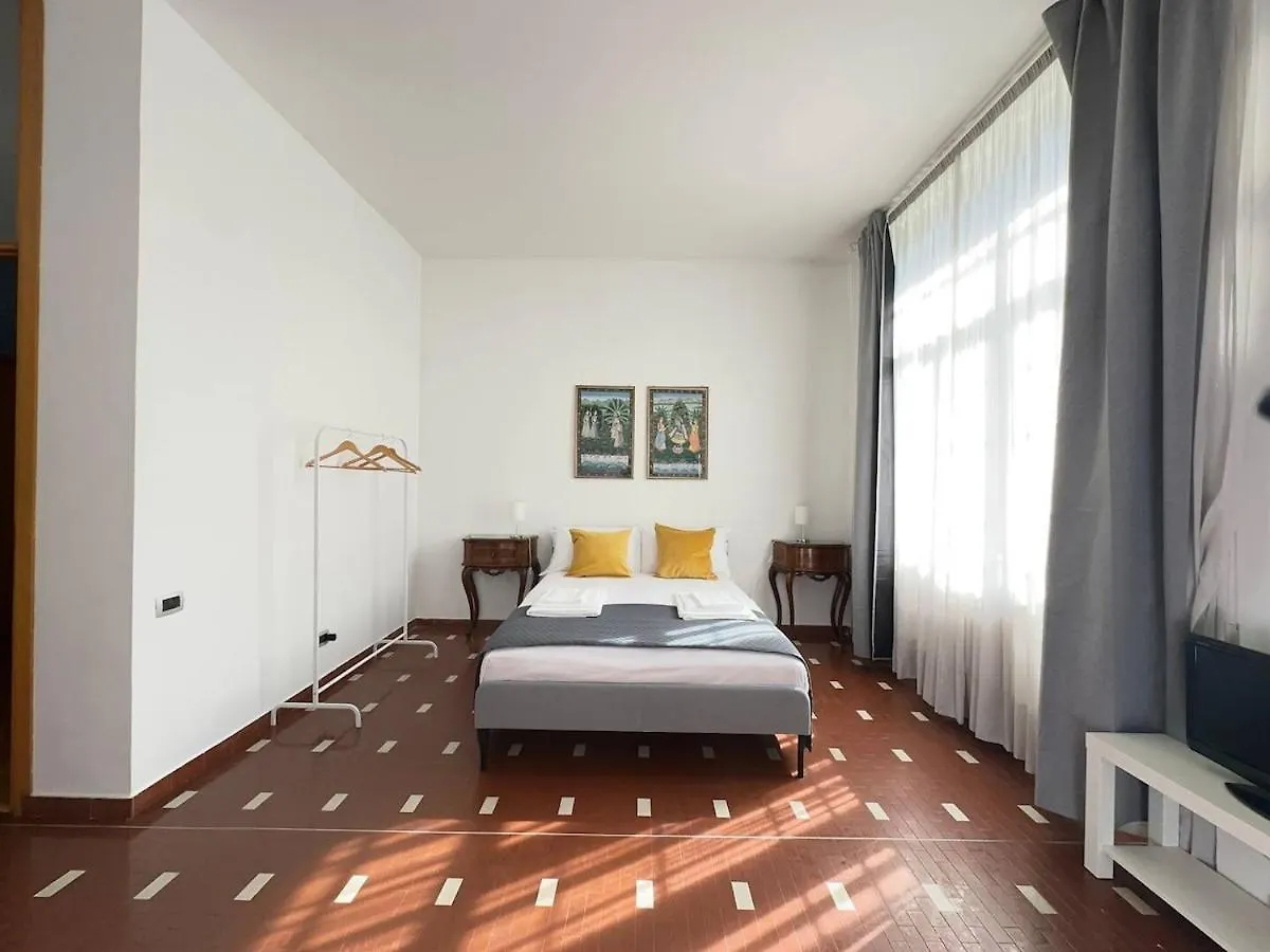 Elegante Apartmento Citylife Fiera Milano İtalya