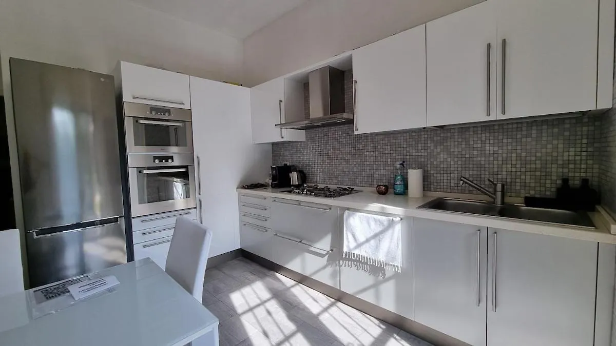 Daire Elegante Apartmento Citylife Fiera Milano